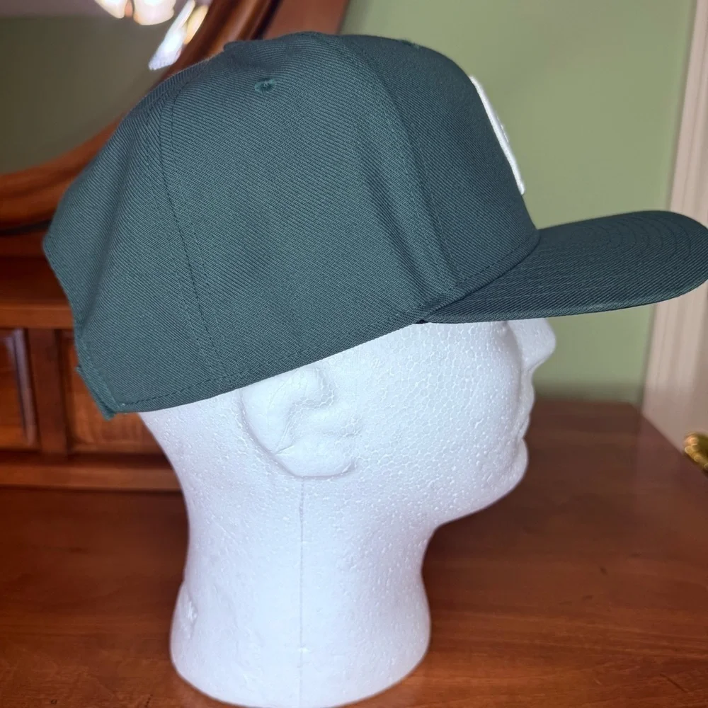 Nike Michigan State Green baseball hat Classic 99 dry fit swish msu logo adjust